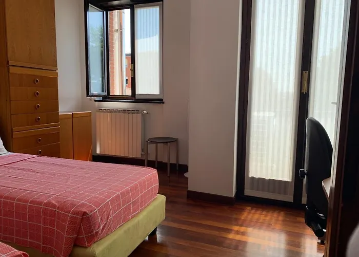 Near Como, Charming Apartment With Fireplace